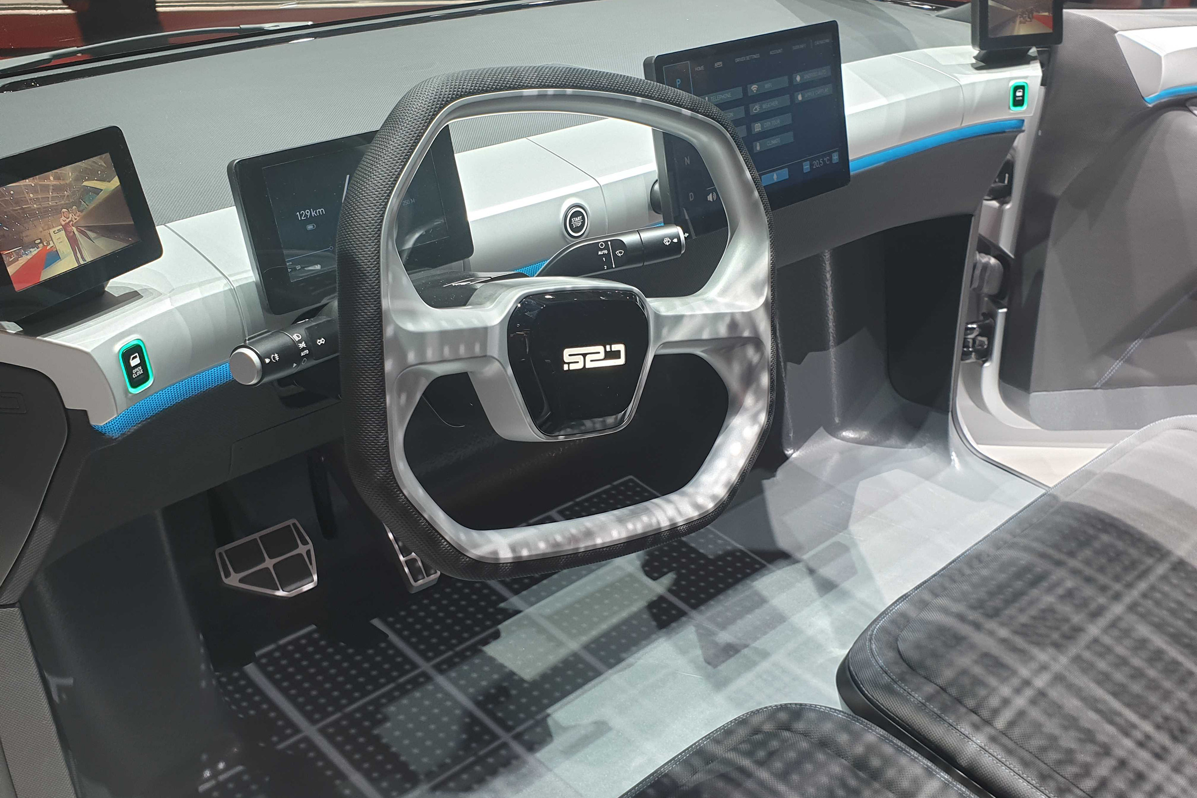 Sven - interior