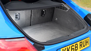 Audi TTS - boot