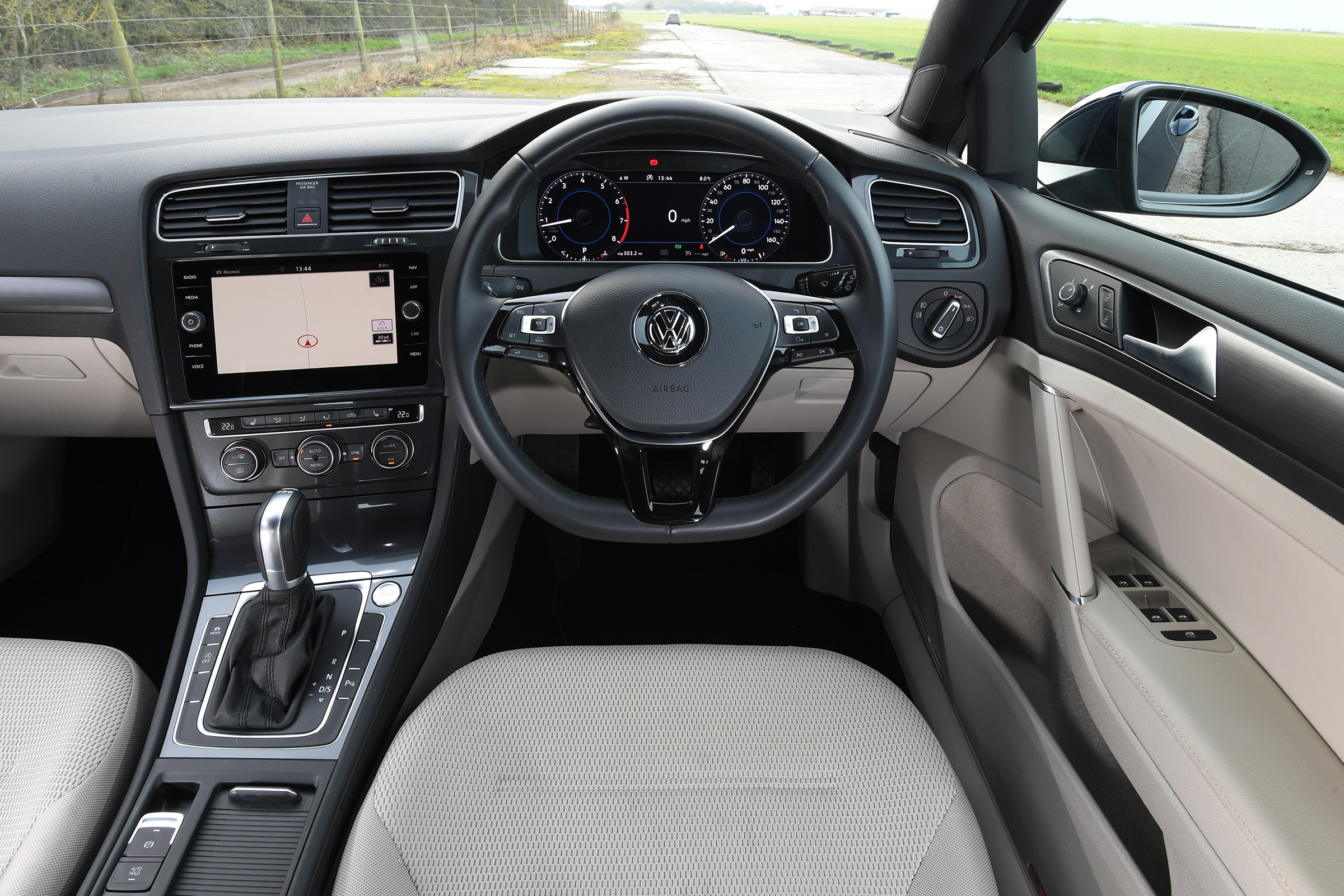 vw golf interior
