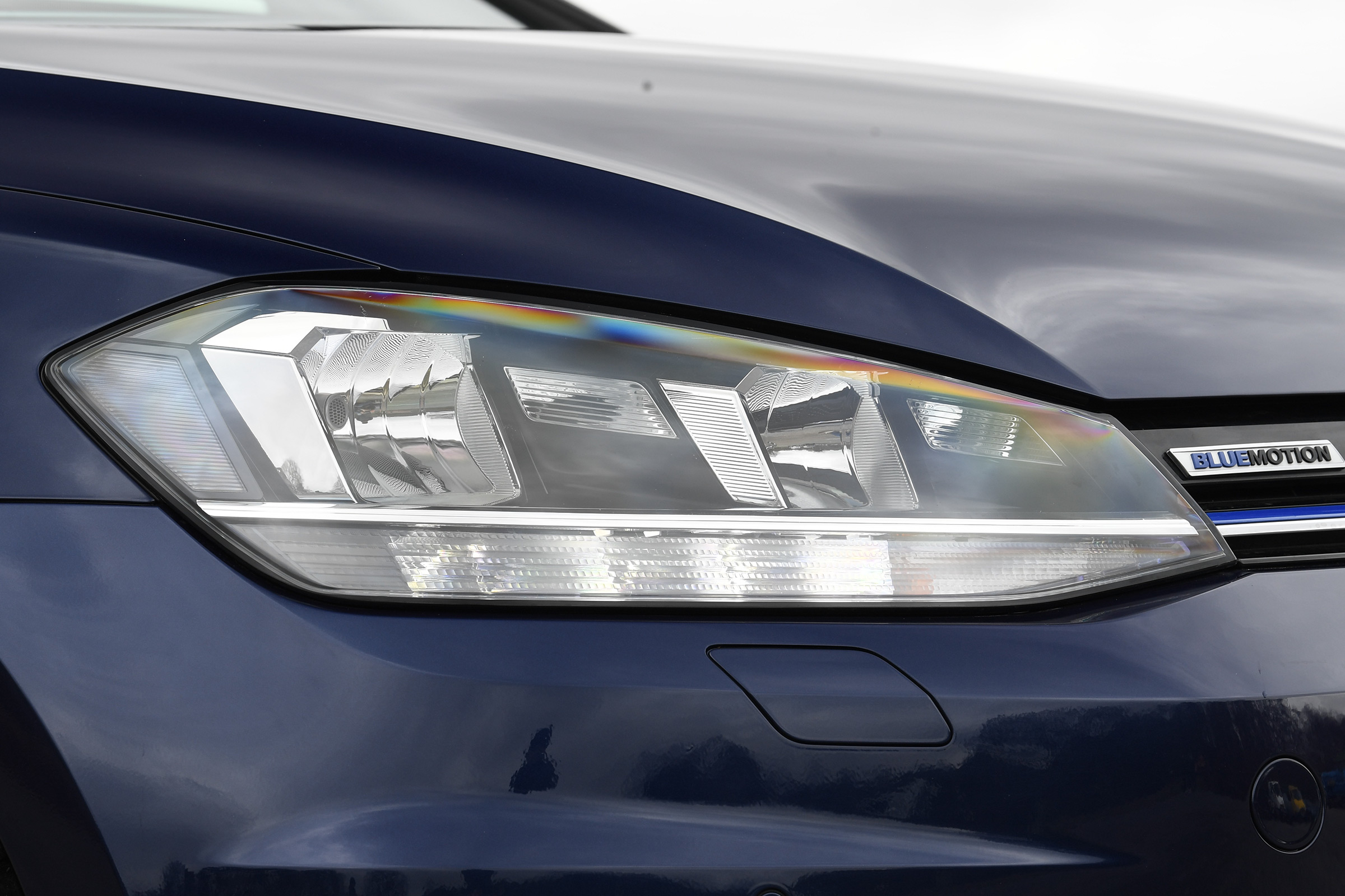 vw golf headlight