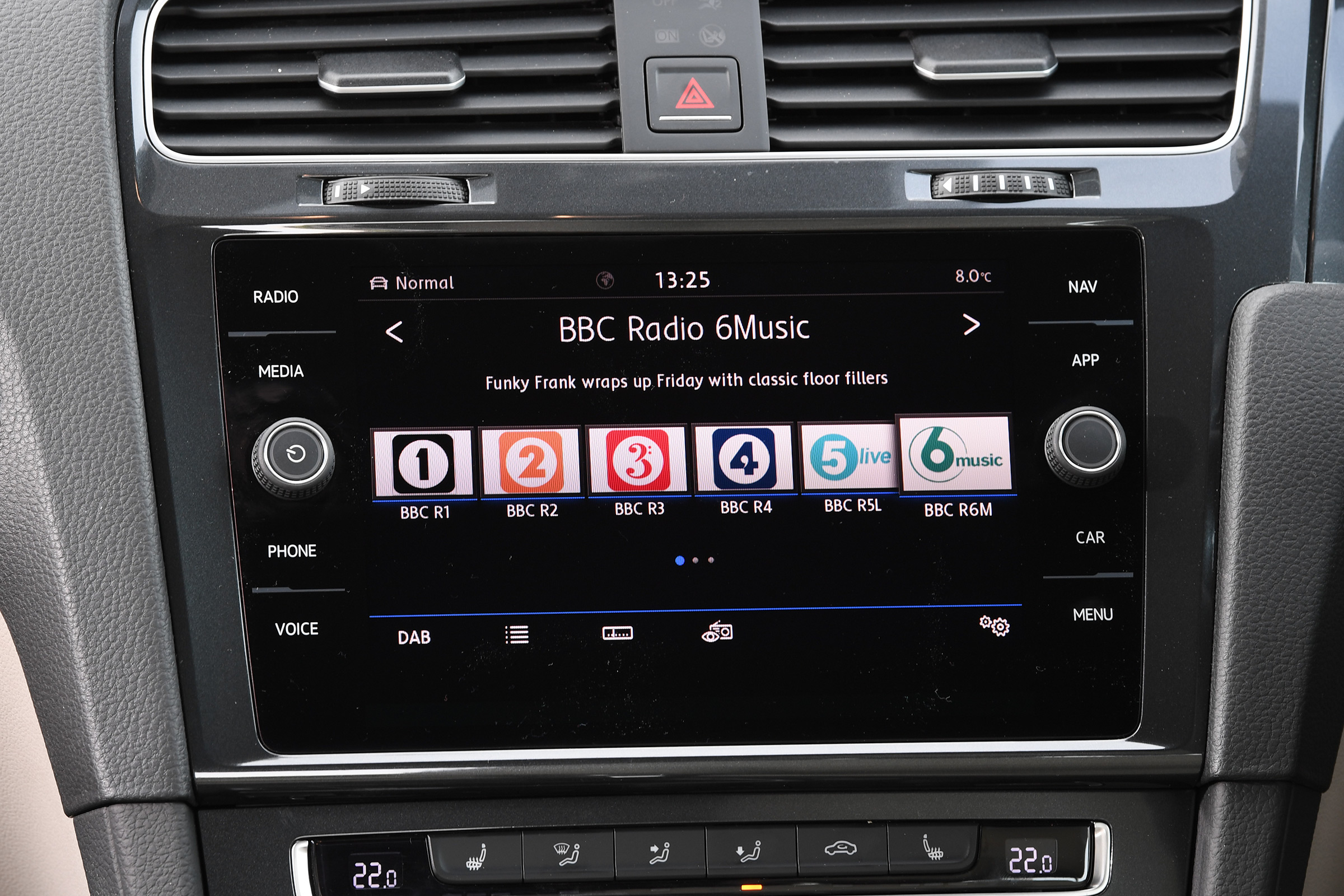 vw golf infotainment