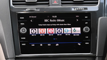 vw golf infotainment