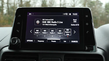 vauxhall combo life xl infotainment