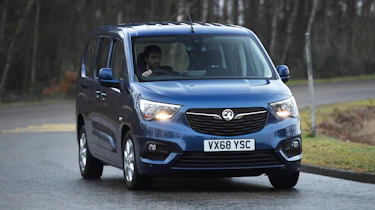 vauxhall combo life xl cornering