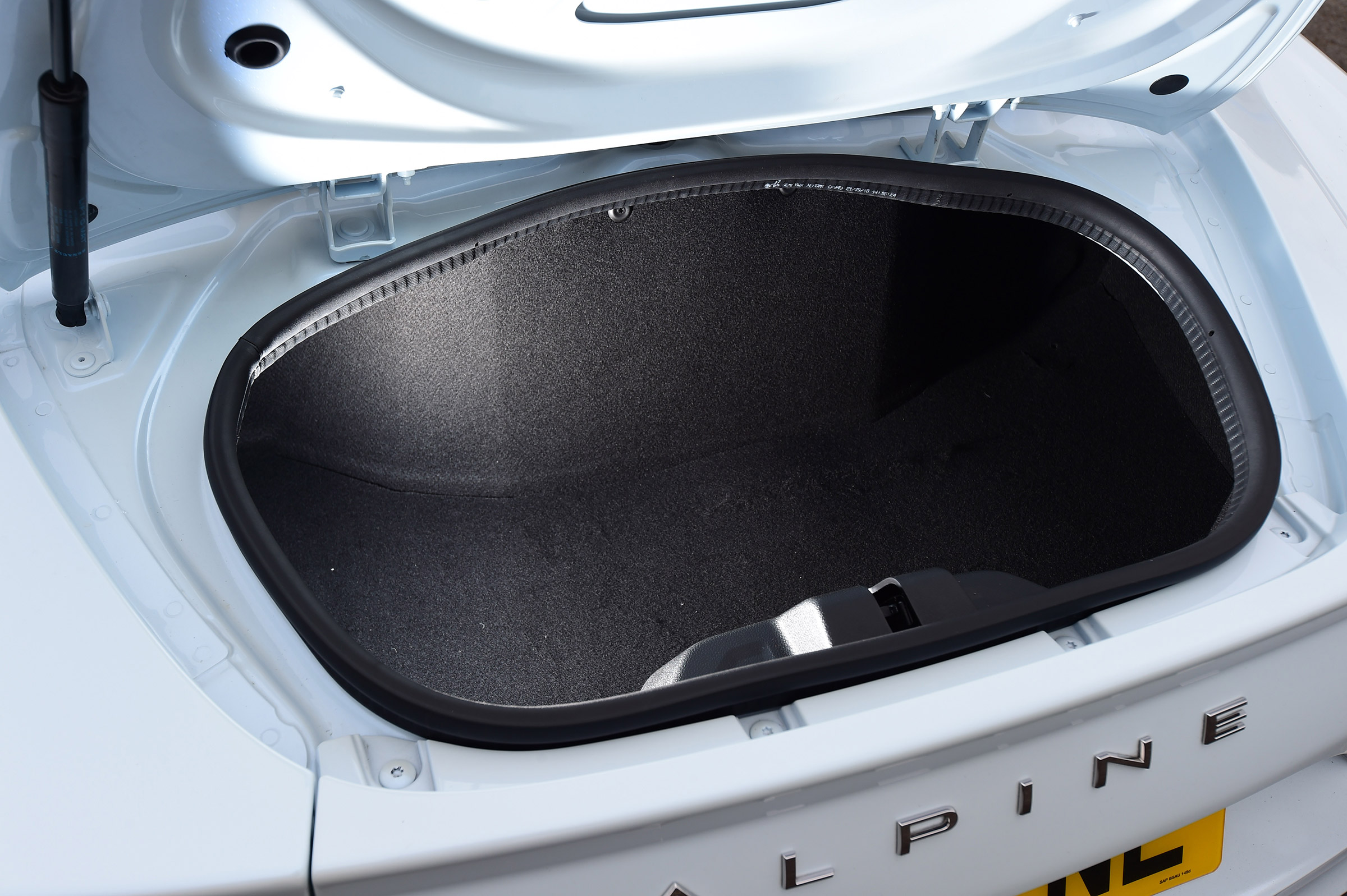 Alpine A110 Pure - rear boot