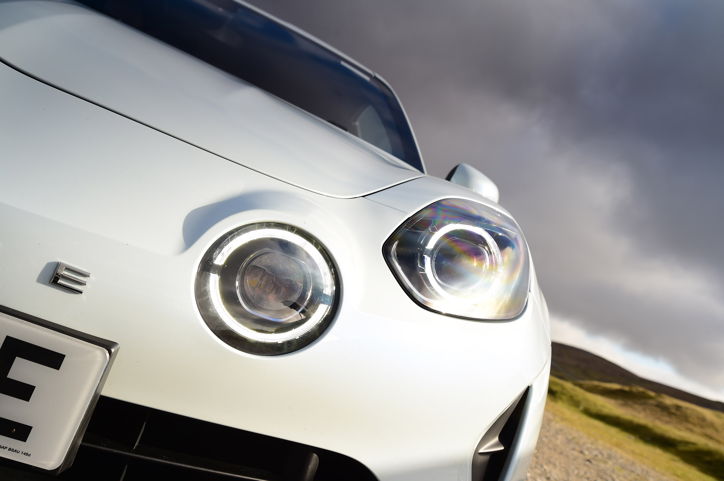 Alpine A110 Pure - lights