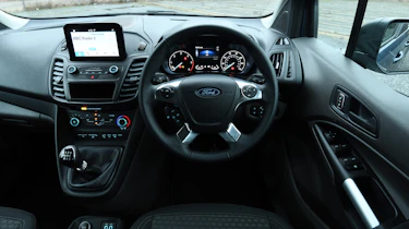 ford grand tourneo connect interior