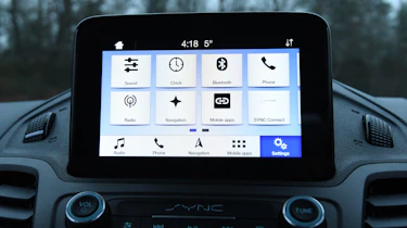 ford grand tourneo connect infotainment