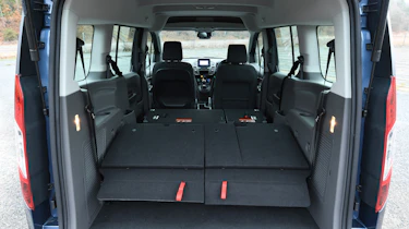 ford grand tourneo connect boot