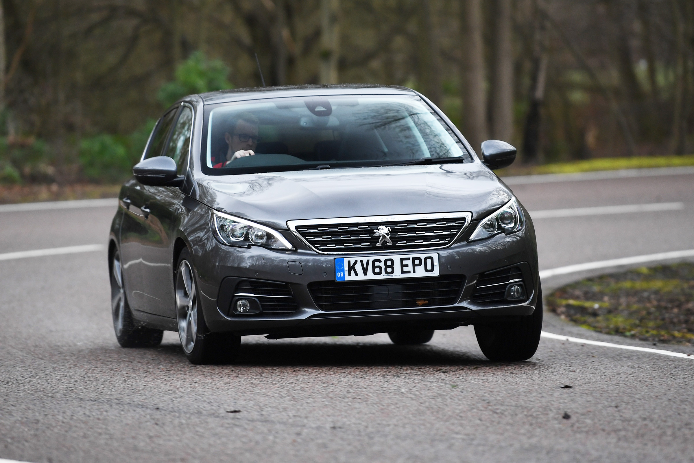 peugeot 308 cornering