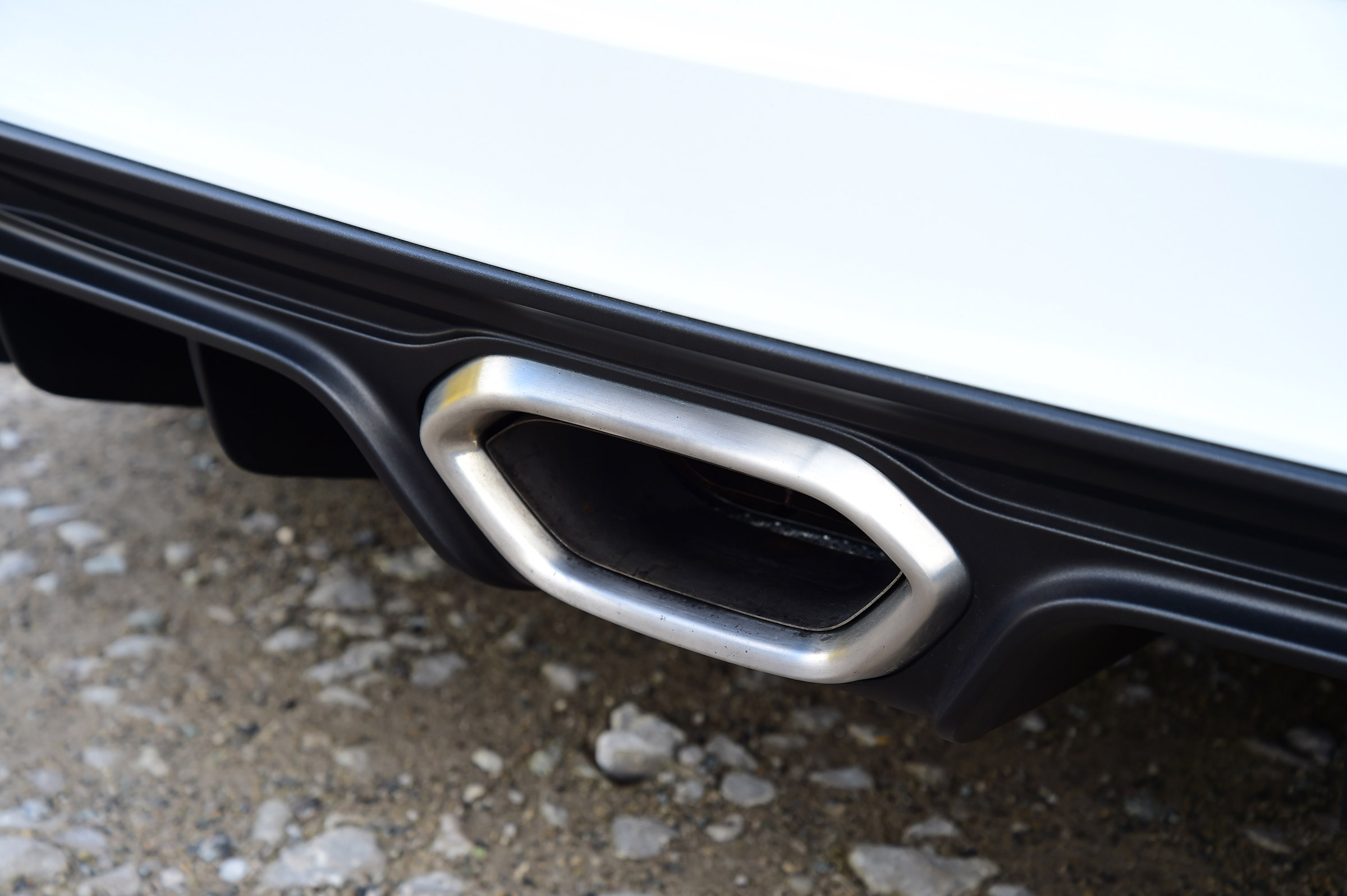 Alpine A110 Pure - exhaust