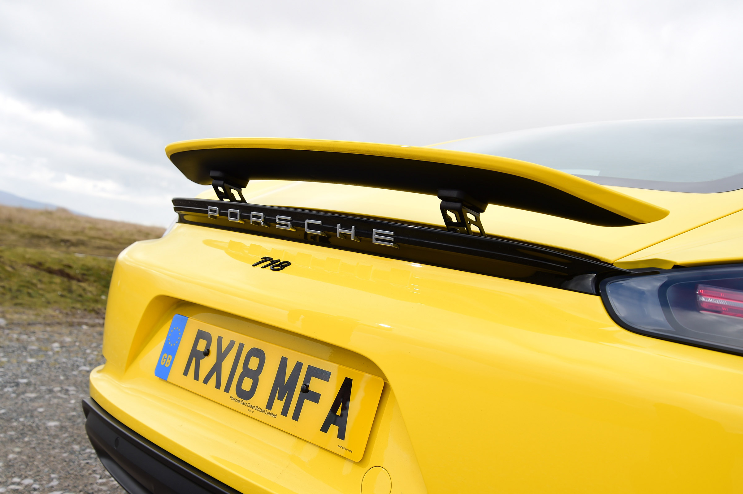 Porsche 718 Cayman - spoiler