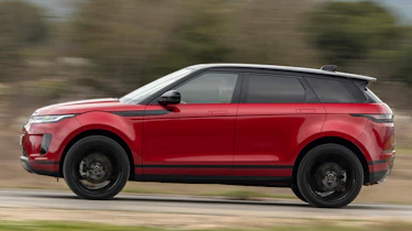 Range Rover Evoque - side tracking
