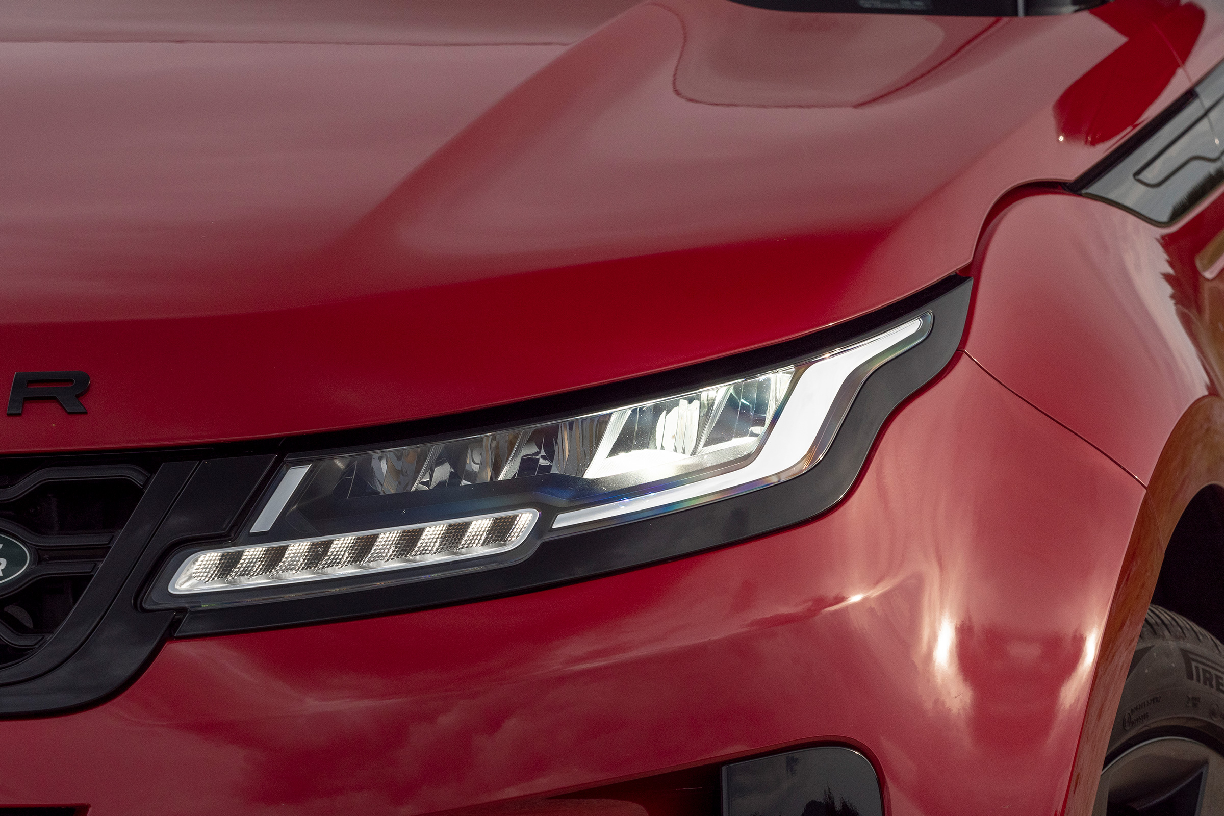 Range Rover Evoque - headlight