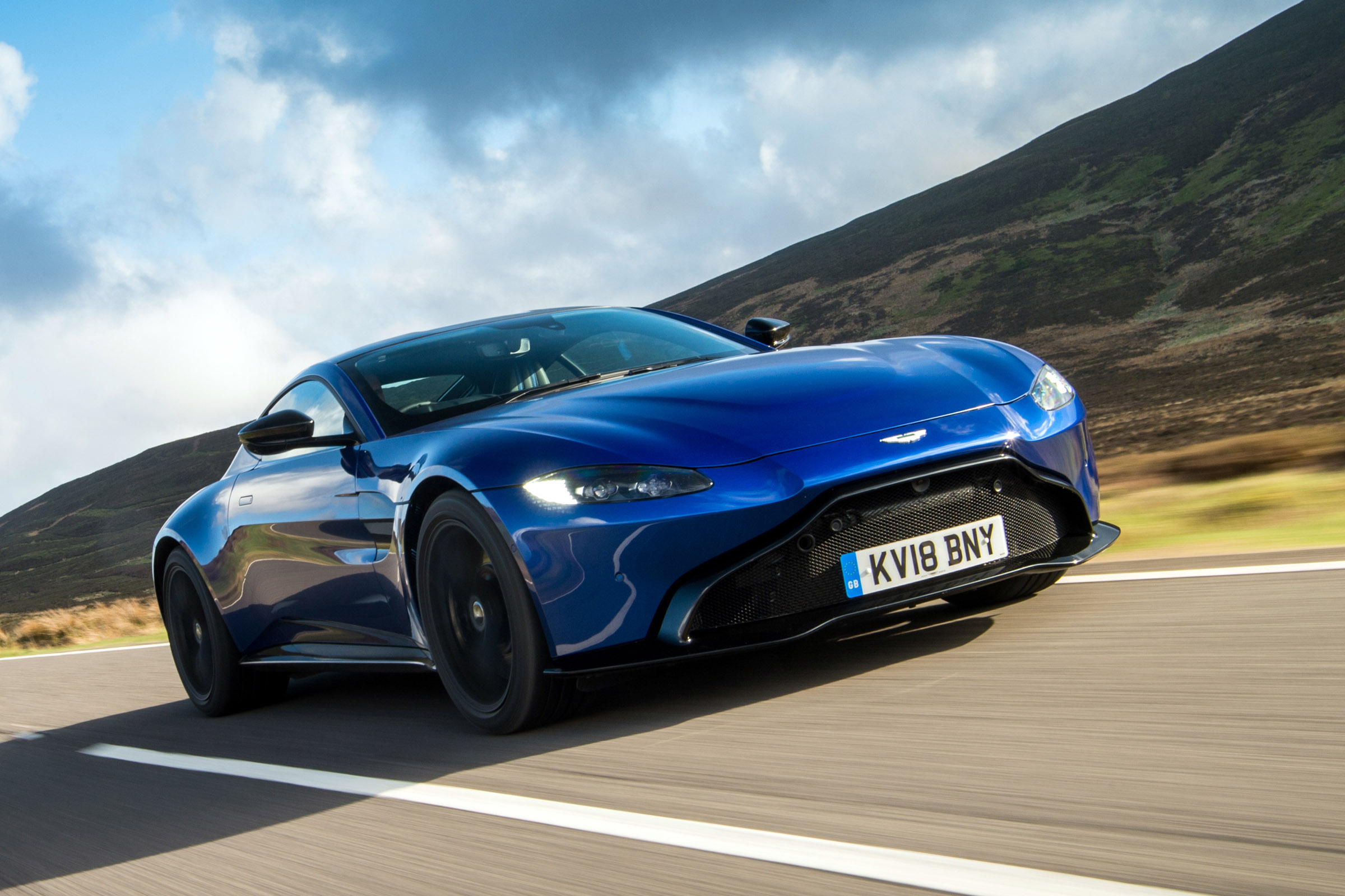 Aston Martin Vantage front