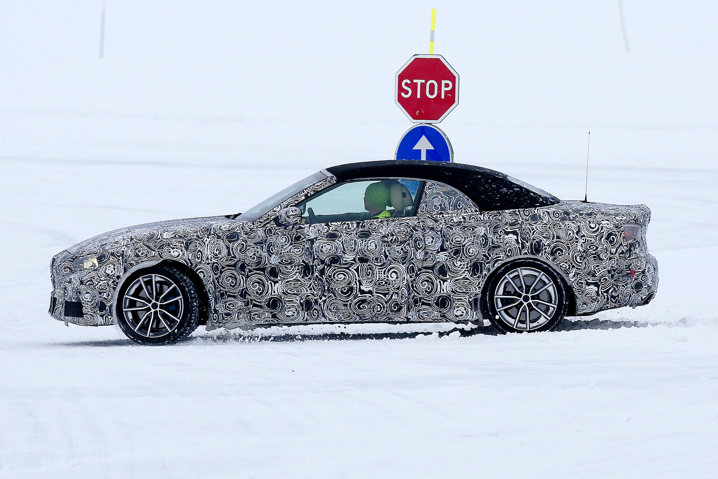 BMW 4 Series Convertible spies - side winter