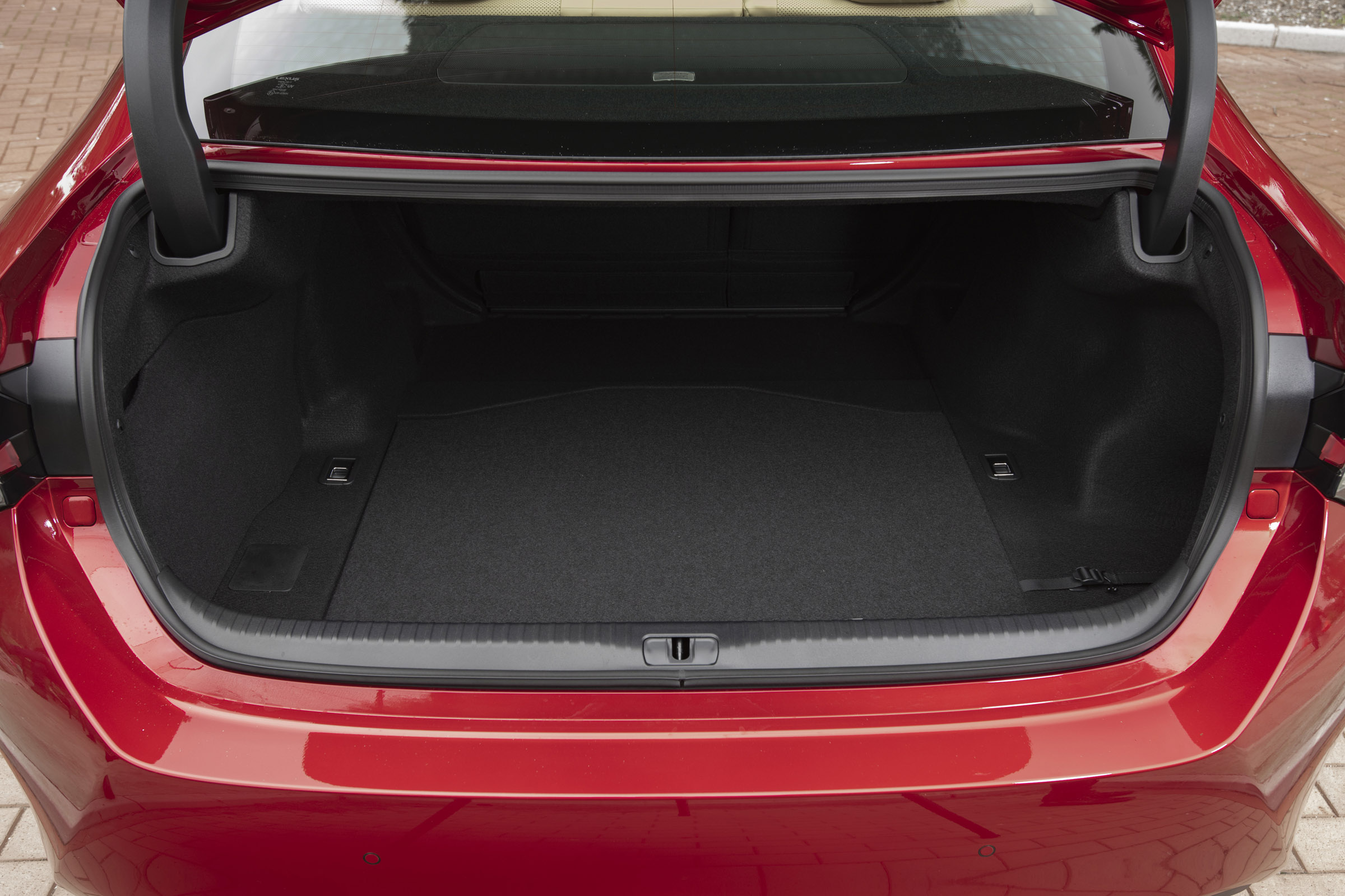 Lexus RC boot