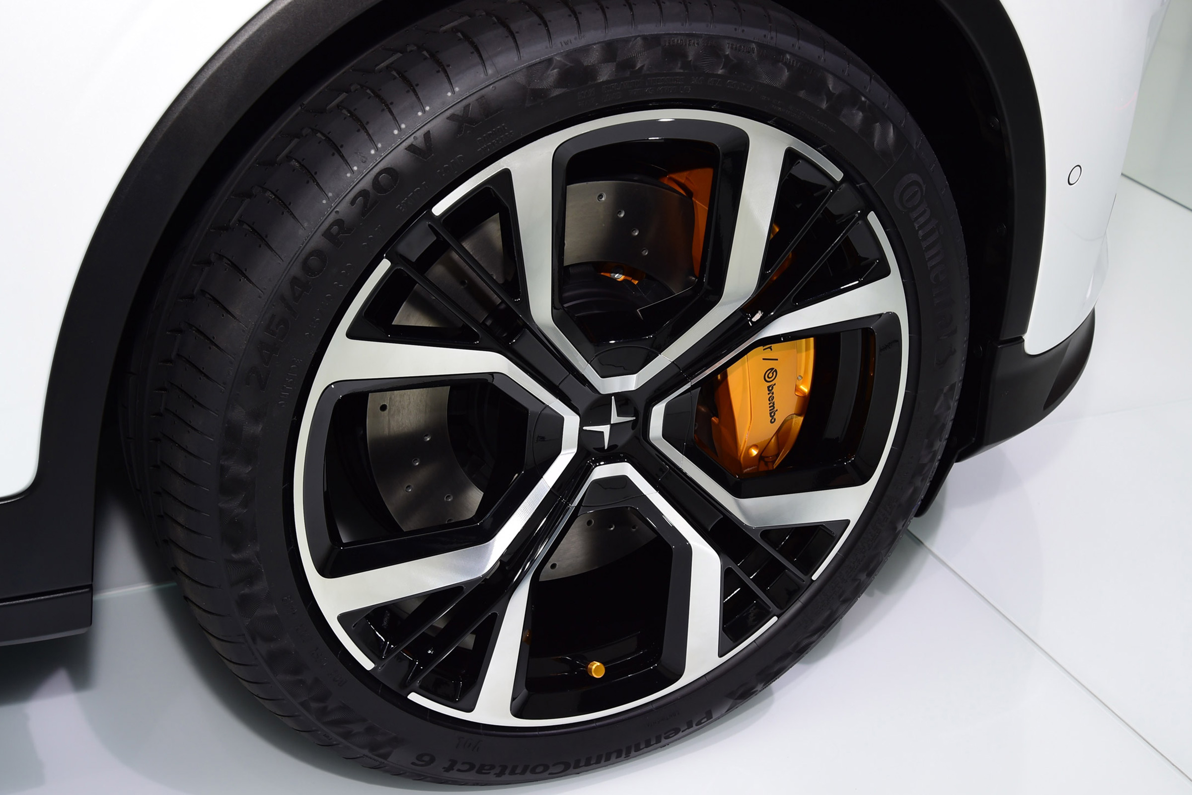 polestar 2 alloy wheel