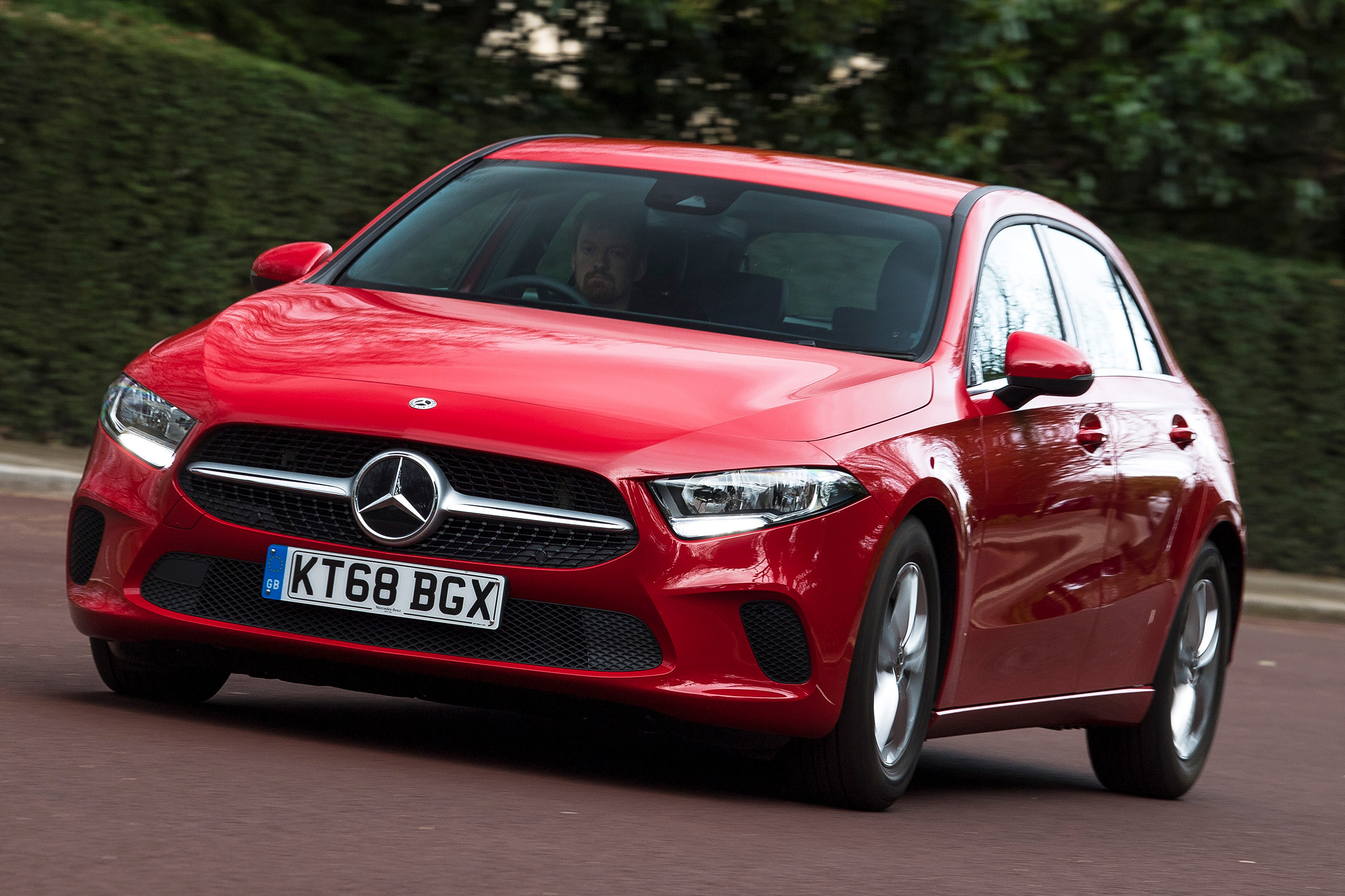 Mercedes A 180 SE - front cornering
