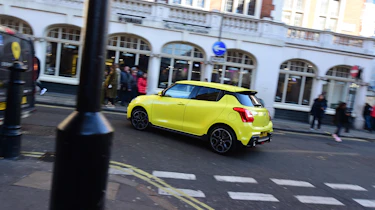 Suzuki Swift Sport - final report action