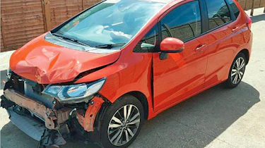 crashed honda jazz