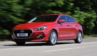 Hyundai i30 Fastback front