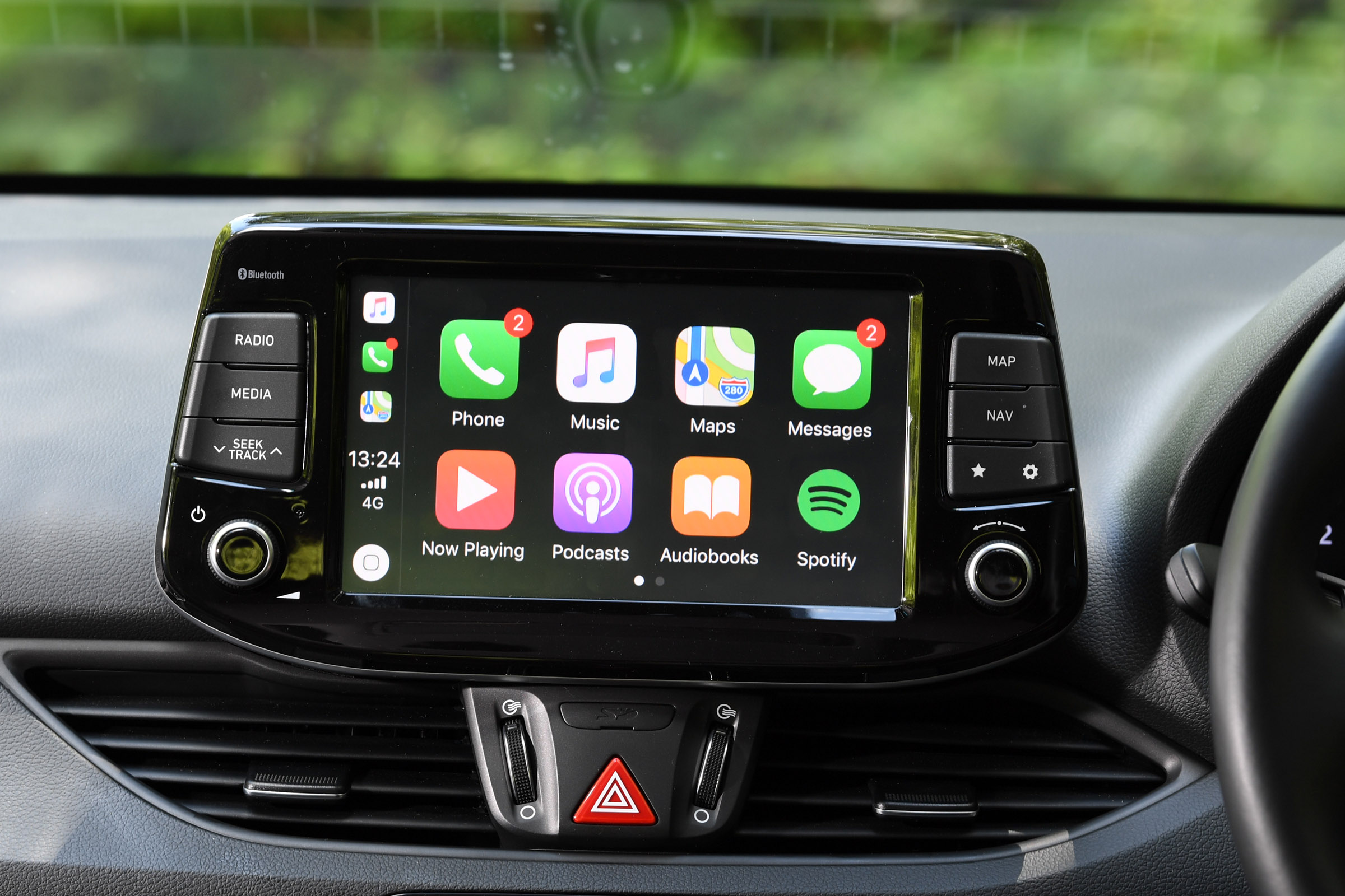 Hyundai i30 Fastback infotainment