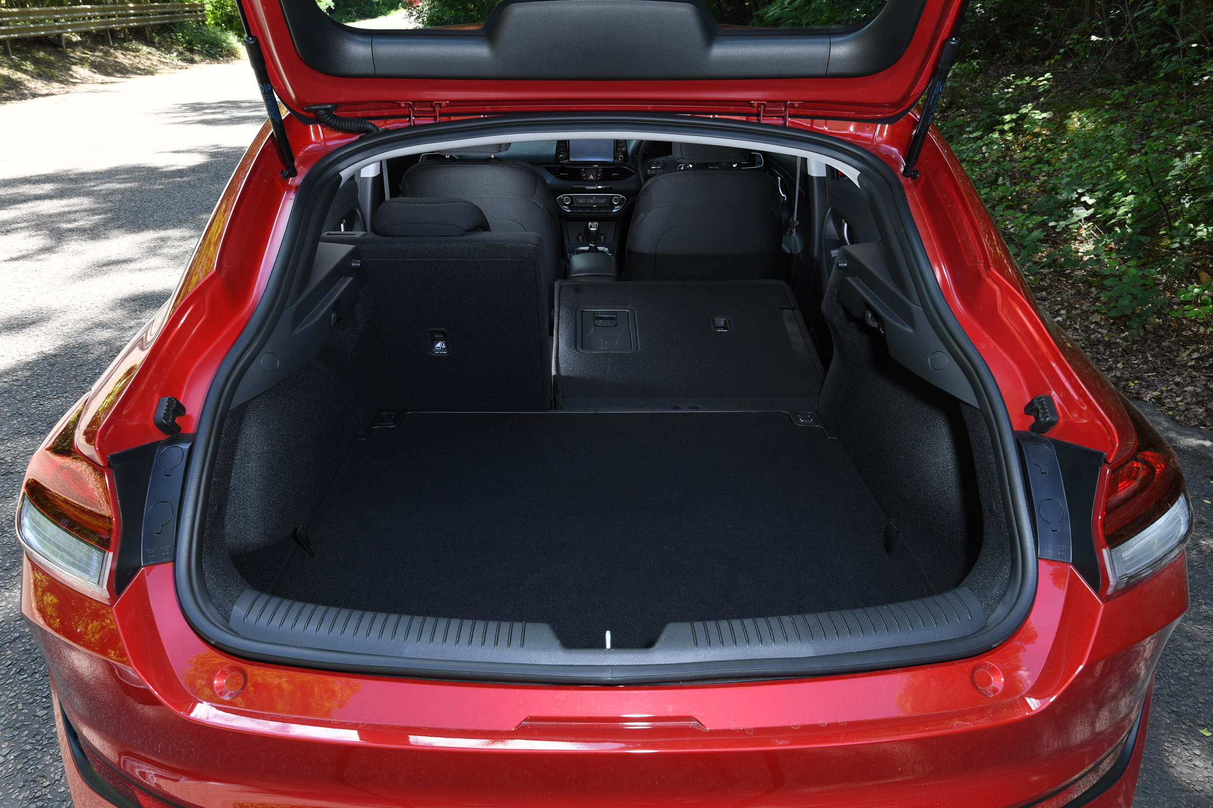 Hyundai i30 Fastback boot