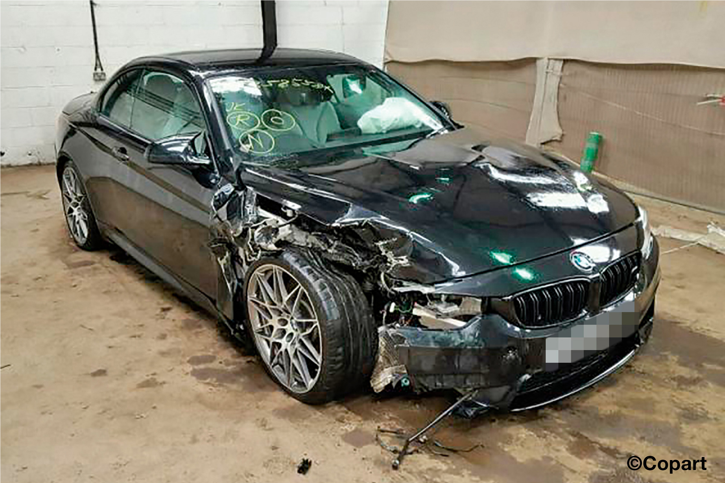 crashed bmw m4