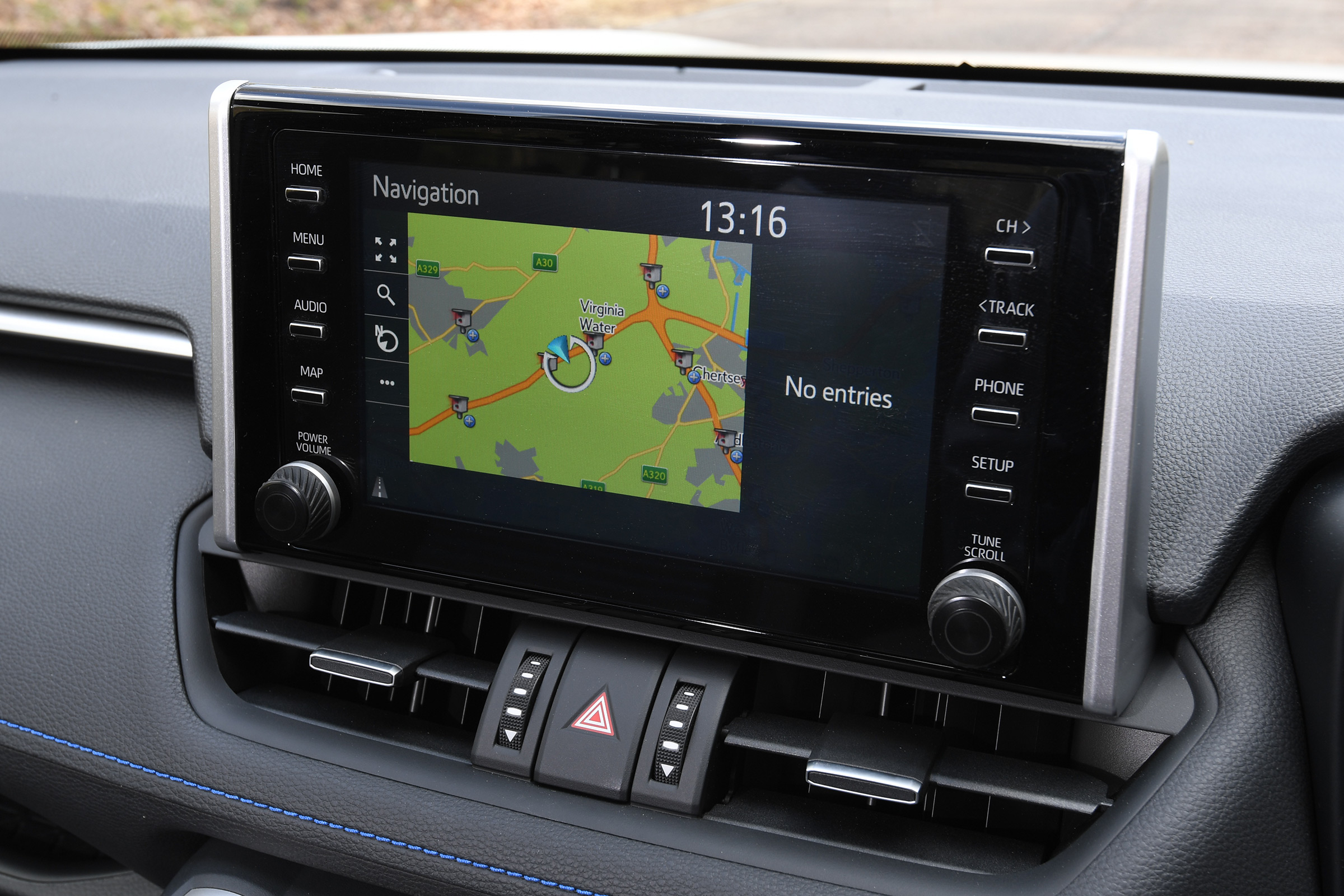 Toyota RAV4 - infotainment