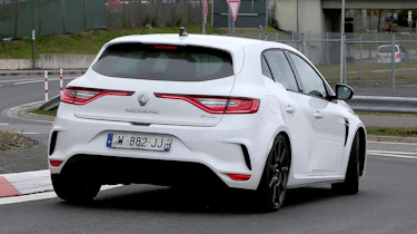 Renault Megane R.S. Trophy-R - spyshot 4
