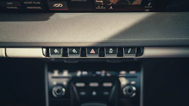 Porsche 911 Carrera S - buttons
