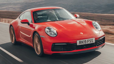 Porsche 911 Carrera S - front tracking