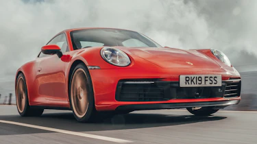 Porsche 911 Carrera S - front tracking low