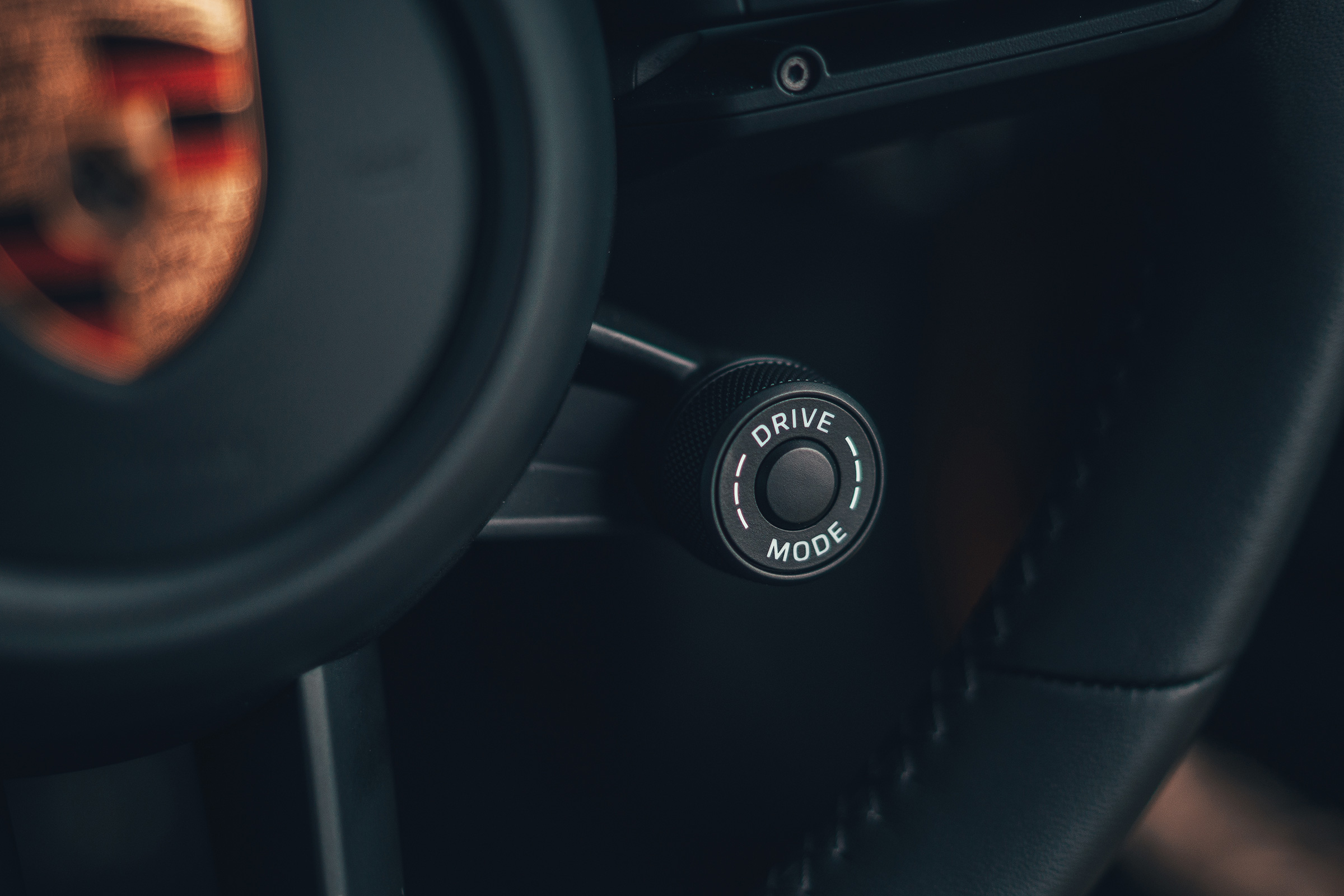 Porsche 911 Carrera S - sport button