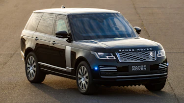 Range Rover Sentinel front