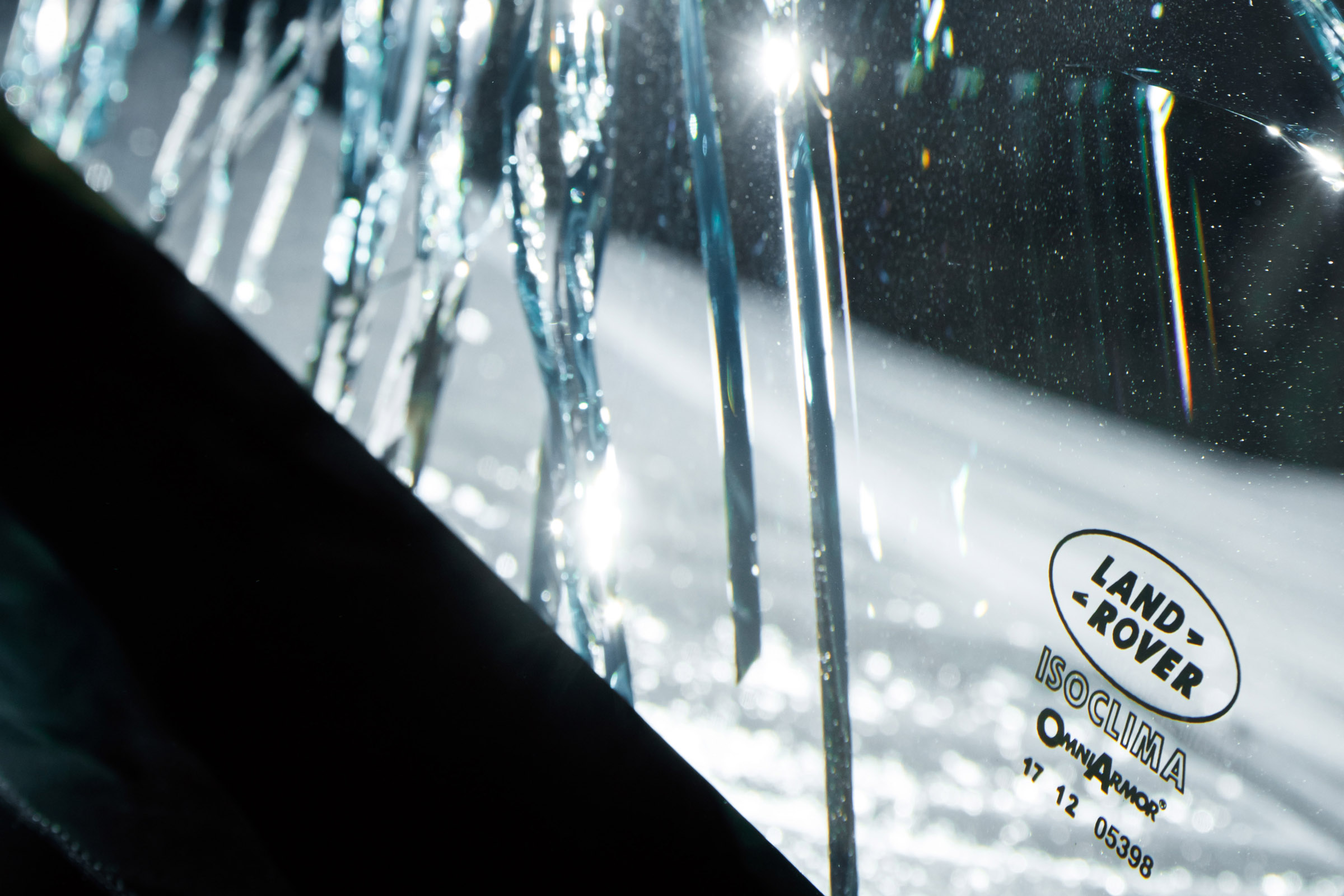 Range Rover Sentinel glass