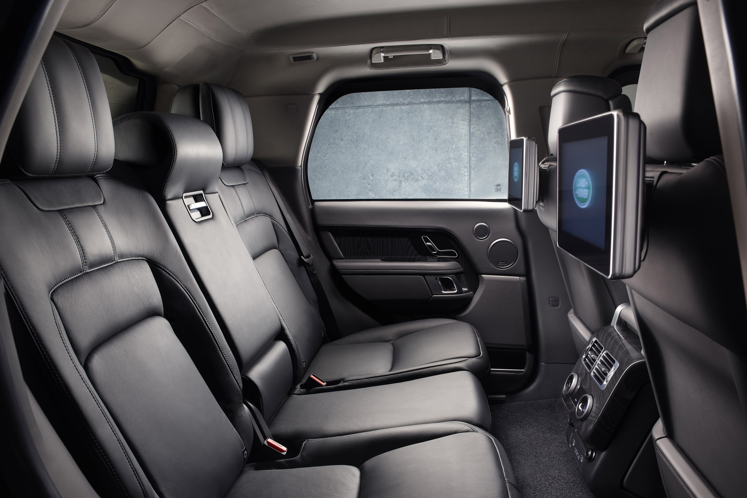 Range Rover Sentinel interior