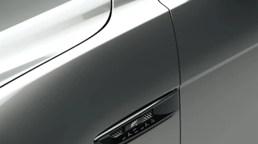 Jaguar F-Pace Chequered Flag - badge