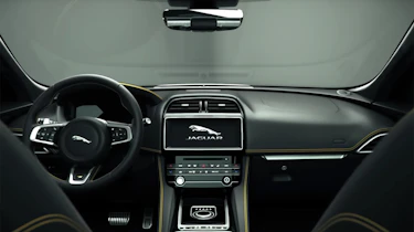 Jaguar F-Pace 300 Sport - interior