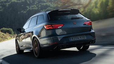SEAT Leon Cupra R ST - rear tracking