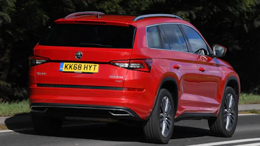 skoda kodiaq l&k tracking rear