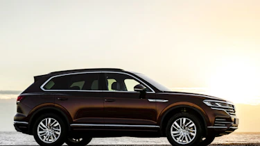 VW Touareg 3.0 V6 petrol - side