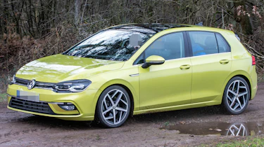 Volkswagen Golf Mk8 - undisguised front 3/4