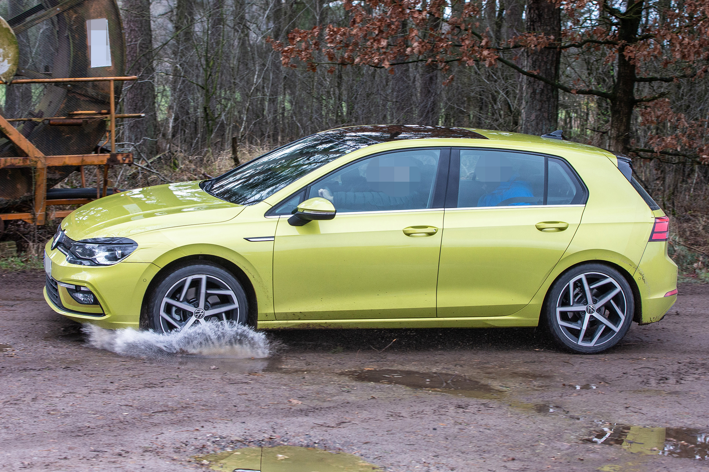 Volkswagen Golf Mk8 - undisguised side