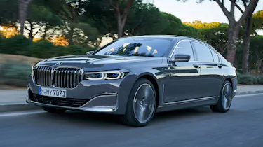BMW 750i - front