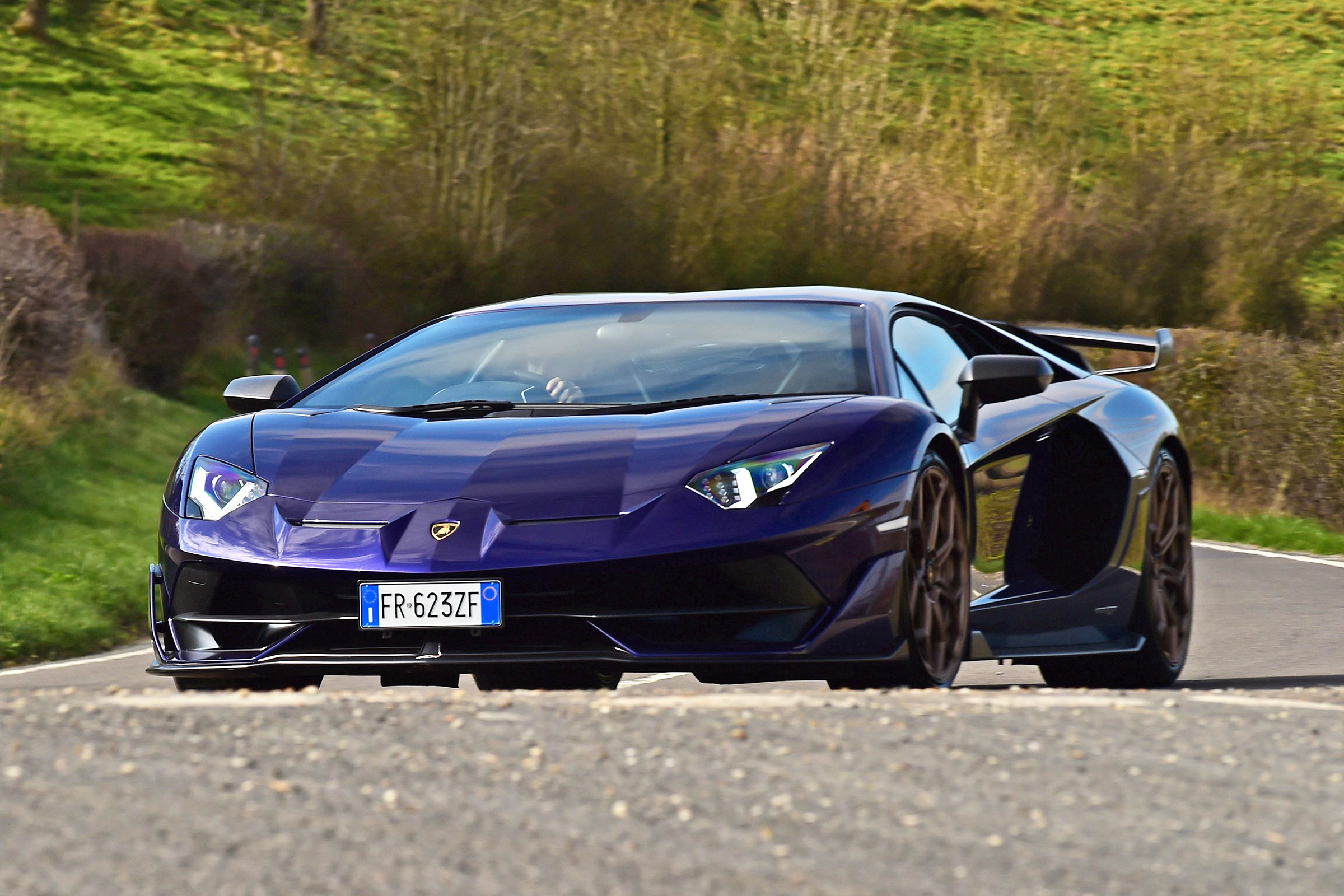 Lamborghini Aventador SVJ - front
