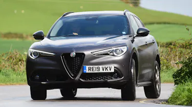 Alfa Romeo Stelvio Nero Edizione - front