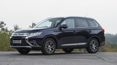 Used Mitsubishi Outlander - front