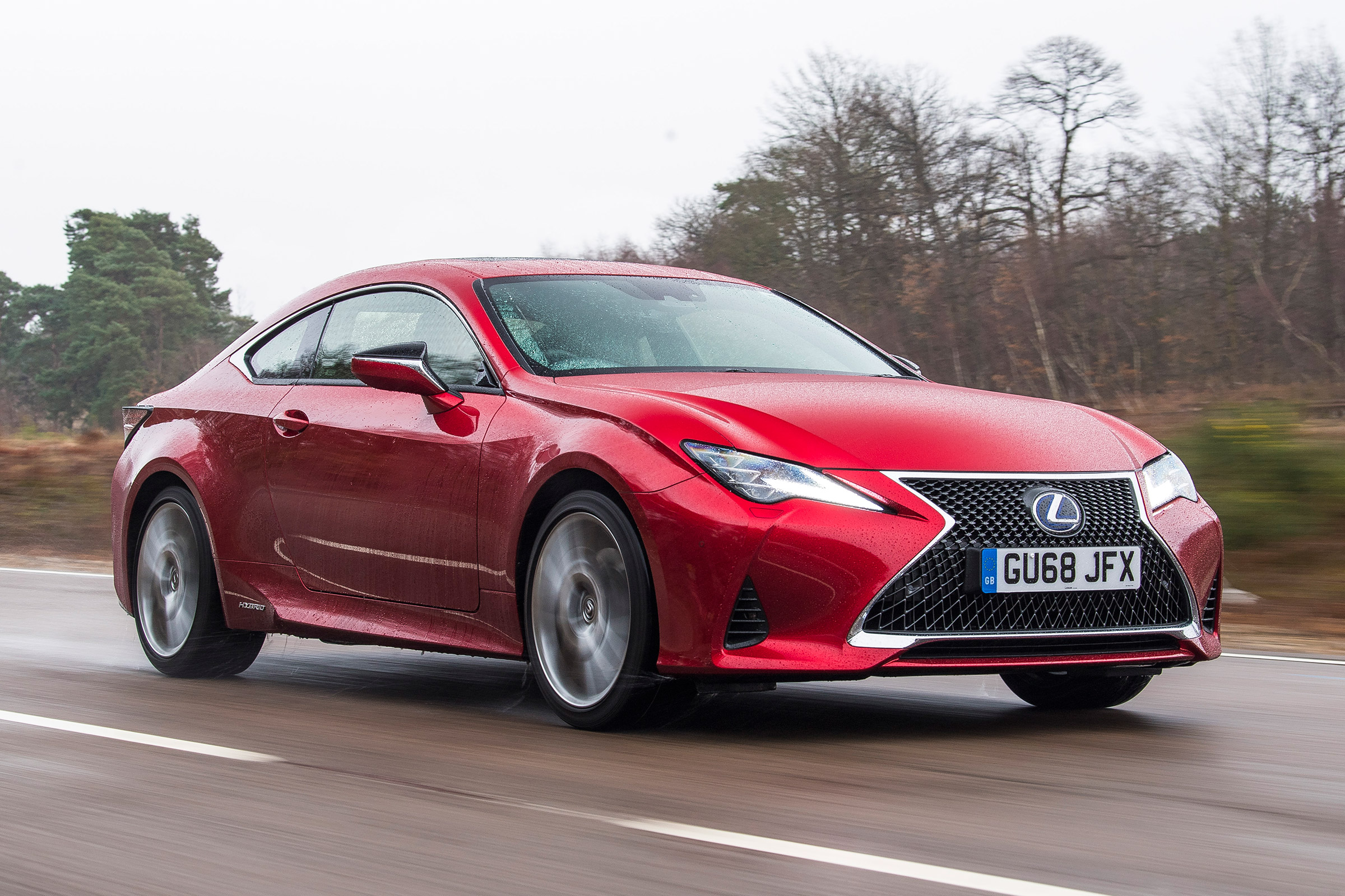 Lexus RC - front